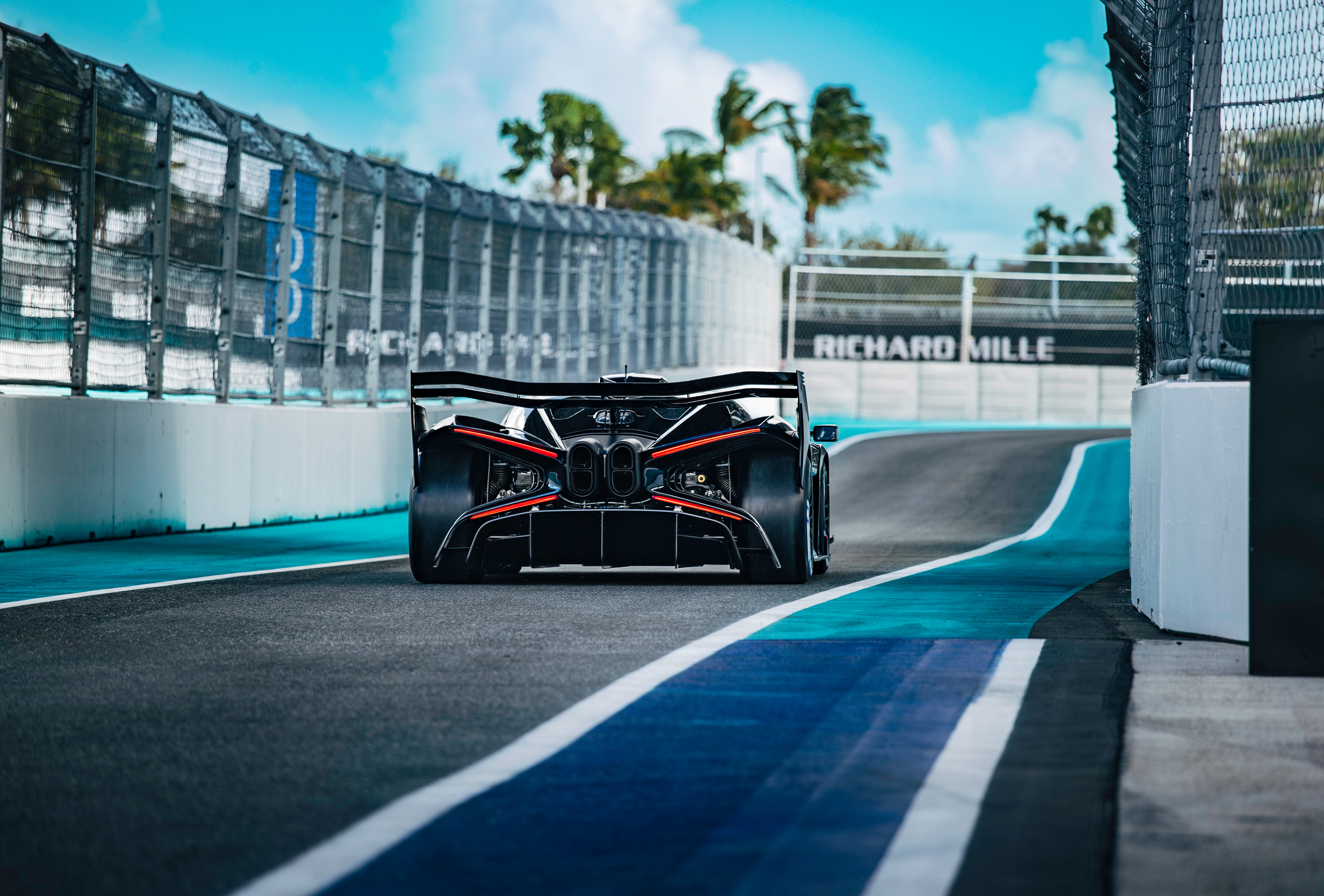 The Bugatti Bolide shows exactly what it was created for at the Miami International Autodrome.